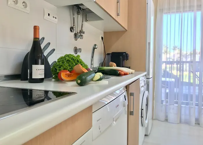 Litoral Mar Dream 17, Front, Free Wi-fi, Private Parking, Pool Apartament Portimão