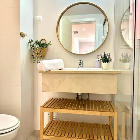 Litoral Mar Dream 17, Front, Free Wi-fi, Private Parking, Pool Apartment