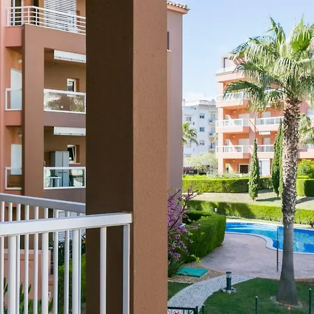 Litoral Mar Dream 17, Front, Free Wi-fi, Private Parking, Pool